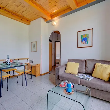 Al Peveri - Private Parking & Near - Happy *
