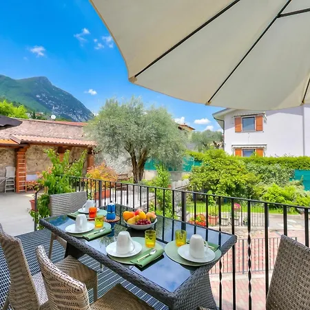 Al Peveri - Private Parking & Near - Happy * Toscolano Maderno