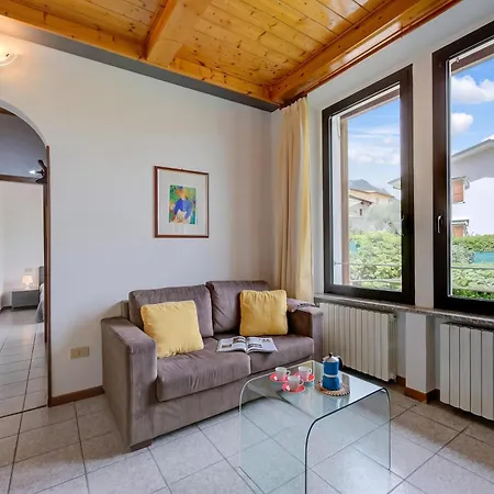 Al Peveri - Private Parking & Near - Happy